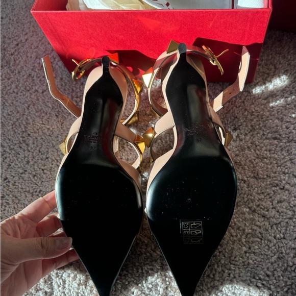 NWT Valentines Roman stud heel - Picture 4 of 6